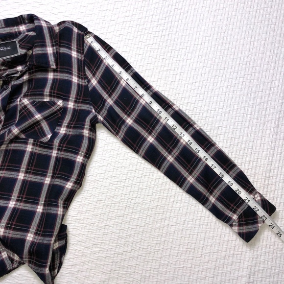 Rails Plaid Button Down Long Sleeve Shirt … - Picture 8 of 8